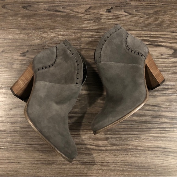 Vince Camuto Shoes - Vince Camuto | Gray Suede Fritan Ankle Boots